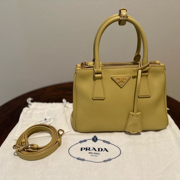 Prada Galleria Small Leather Bag - Vanilla - Picture 1 of 16